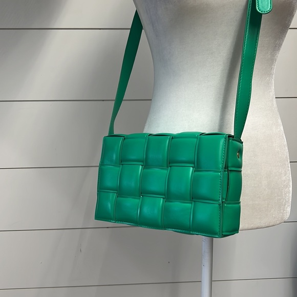 Amazon Purse - Picture 2 of 2